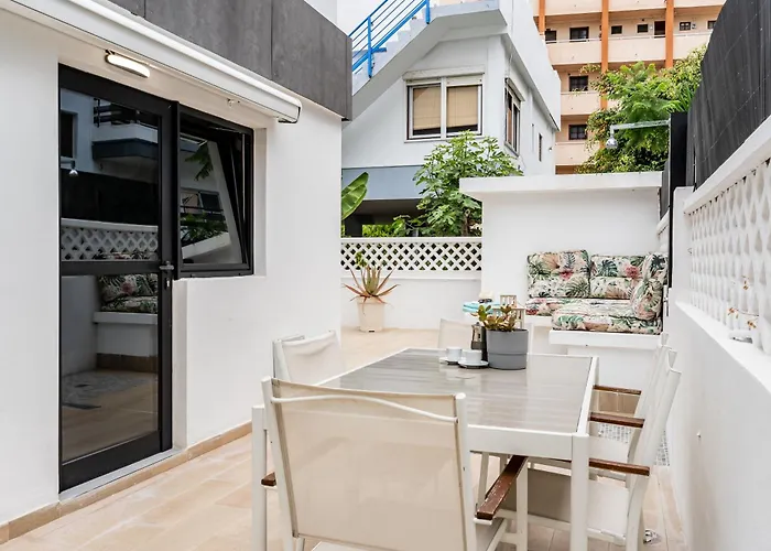 Stylish And Flat - * Puerto de la Cruz (Tenerife)