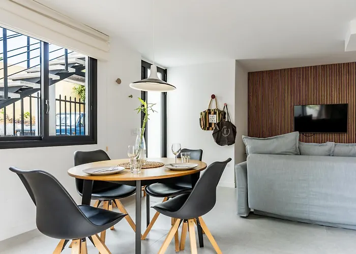 Stylish And Flat - Lejlighed